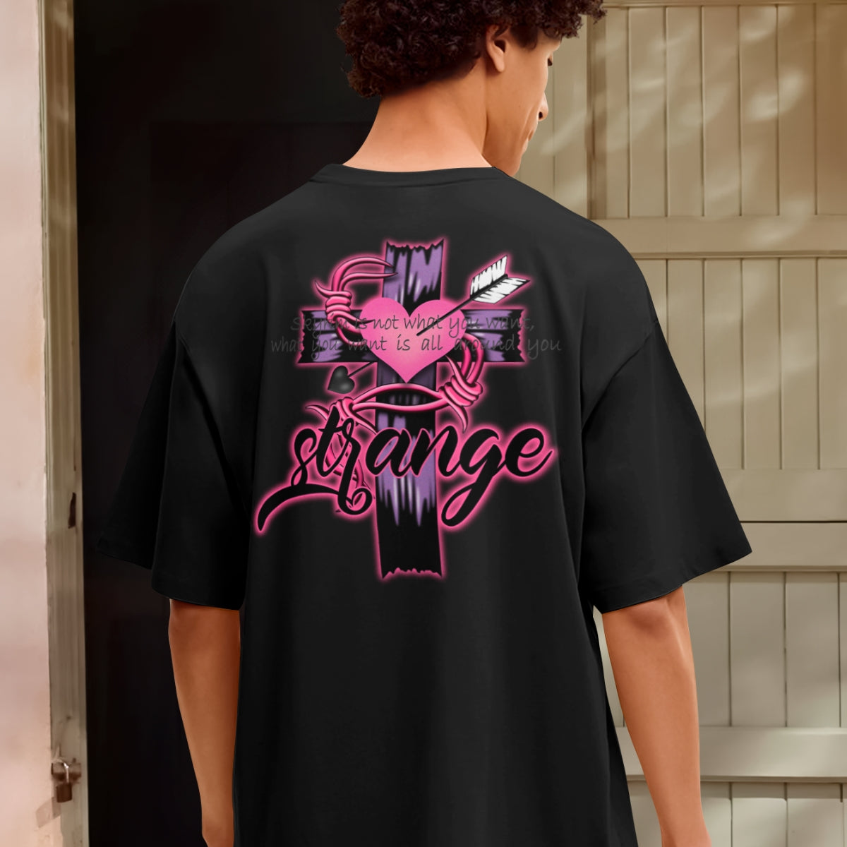 Camiseta Oversized Strange Cruz EC